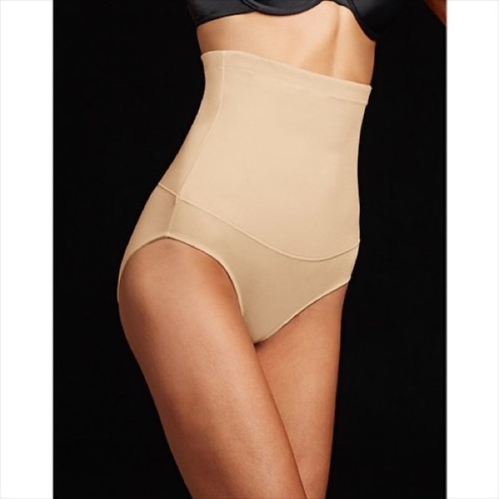 Flexee’s by Maidenform Hi-Waist Shape-wear Brief